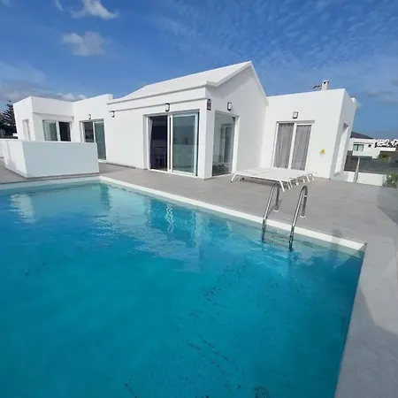 Villa Milano 2 *